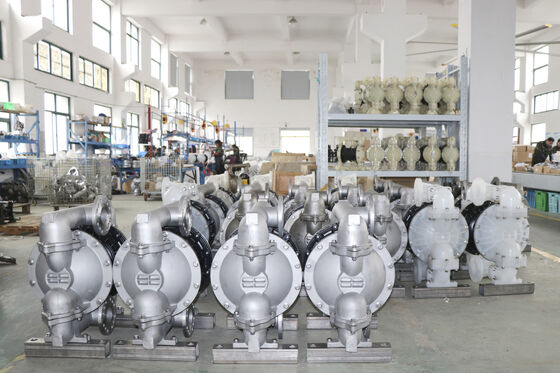 Pompa a membrana pneumatica certificata CE con portata di 340L/M e fonte di alimentazione pneumatica